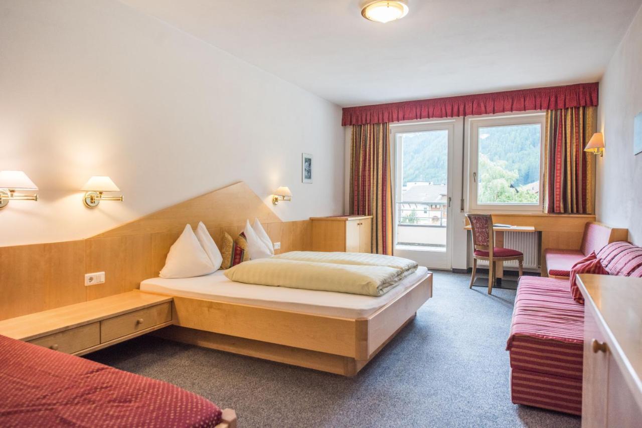 Hotel Fronza - Your Hike & Mountain Home Lutago Eksteriør billede